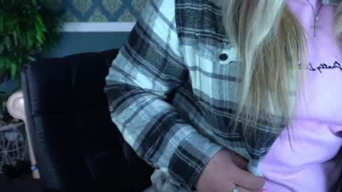 Snapshot of alissyagrayy chatting on 21, 4, 2026 alissyagrayy online show from 21, 4, 2026