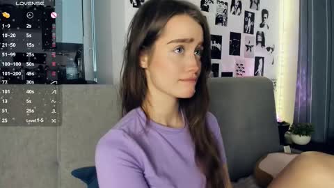 Alivia online show from 14, 12, 2025