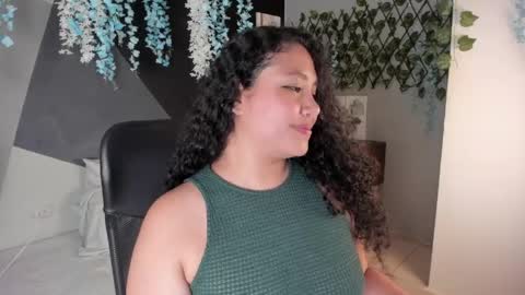 Snapshot of alixon_fiore5 chatting on 23, 4, 2026 alixon online show from 23, 4, 2026