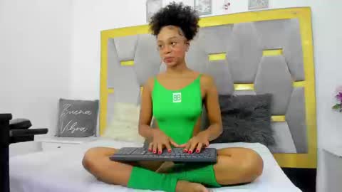 Snapshot of aliyahbrowns chatting on 21, 3, 2026 Aliyah... online show from 21, 3, 2026