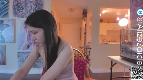 Alize Zaide online show from 11, 2, 2025