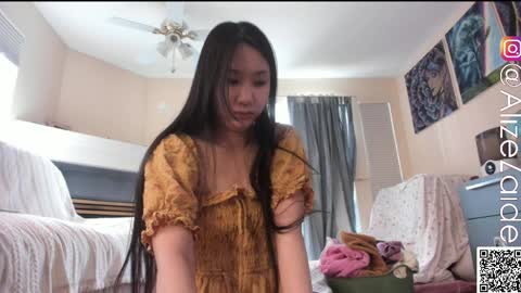 Alize Zaide online show from 29, 3, 2026