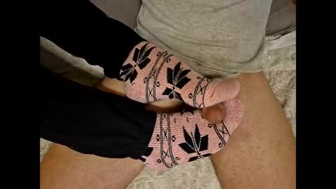 Snapshot of allaboutfeetcouple chatting on 2, 11, 2025 allaboutfeetcouple online show from 2, 11, 2025