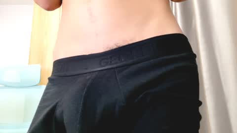 Snapshot of allangil chatting on 26, 5, 2026 Allan online show from 26, 5, 2026