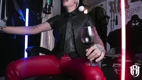 Snapshot of allanhurtss chatting on 24, 12, 2024 online show from 24, 12, 2024