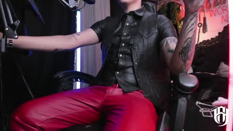 Snapshot of allanhurtss chatting on 24, 12, 2024 online show from 24, 12, 2024