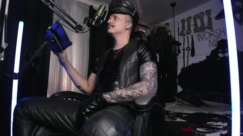 Snapshot of allanhurtss chatting on 15, 1, 2025 online show from 15, 1, 2025