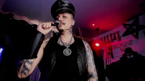 Snapshot of allanhurtss chatting on 26, 9, 2025 online show from 26, 9, 2025