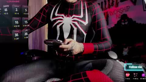 Snapshot of allanhurtss chatting on 18, 10, 2025 online show from 18, 10, 2025