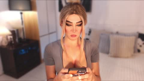 Miss Gia online show from 22, 1, 2025