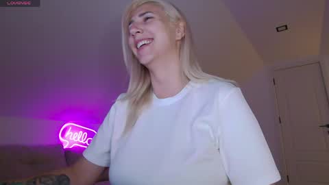 Snapshot of allayah chatting on 4, 6, 2026 A day u didnt smile is a lost day online show from 4, 6, 2026