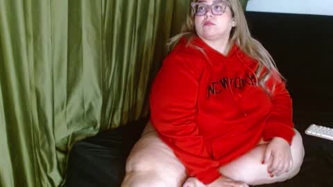 Snapshot of allegra_ferragamo chatting on 21, 12, 2024 Ale online show from 21, 12, 2024