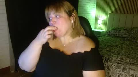 Snapshot of allegra_ferragamo chatting on 24, 1, 2025 Ale online show from 24, 1, 2025