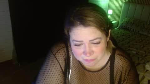 Snapshot of allegra_ferragamo chatting on 5, 2, 2025 Ale online show from 5, 2, 2025