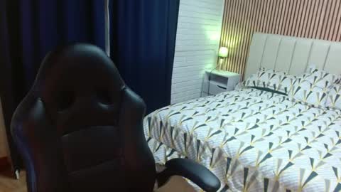 Snapshot of allegra_ferragamo chatting on 9, 2, 2025 Ale online show from 9, 2, 2025