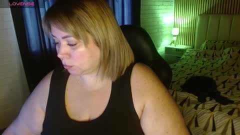 Snapshot of allegra_ferragamo chatting on 16, 2, 2025 Ale online show from 16, 2, 2025