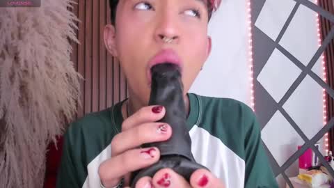 Snapshot of allen_starck chatting on 18, 9, 2025 Allen online show from 18, 9, 2025