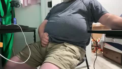 Allergictolove online show from 3, 11, 2025