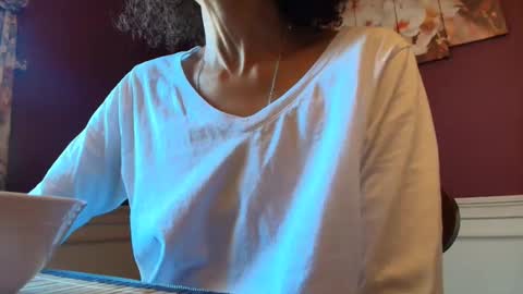 wishlist on bio online show from 7, 4, 2026