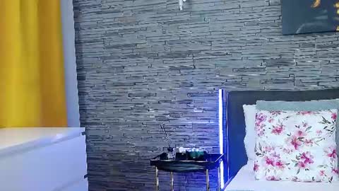 Alliana online show from 4, 8, 2026