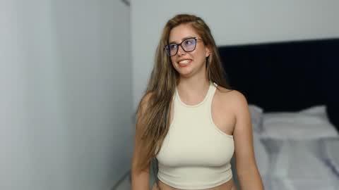 Snapshot of allieemod chatting on 6, 2, 2025 allieemod online show from 6, 2, 2025