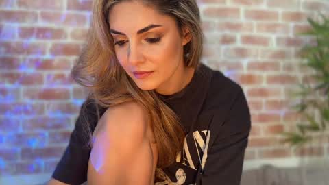 Allie online show from 12, 12, 2024