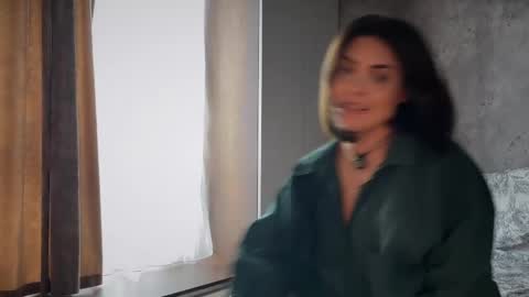 Snapshot of alliesynns chatting on 8, 4, 2026 Allie online show from 8, 4, 2026