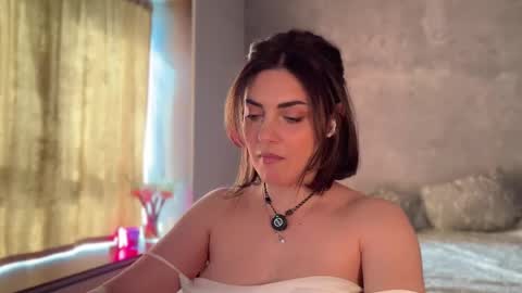 Snapshot of alliesynns chatting on 23, 4, 2026 Allie online show from 23, 4, 2026