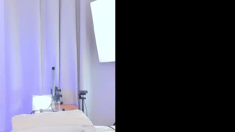  Allison Carpenter  online show from 20, 1, 2025