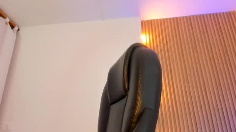 Snapshot of allison_fosther chatting on 6, 3, 2026 allison_fosther online show from 6, 3, 2026