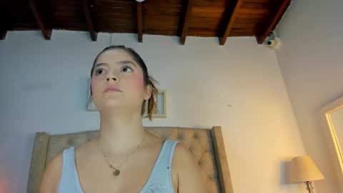 Snapshot of allisson_m chatting on 8, 1, 2026 allisson online show from 8, 1, 2026