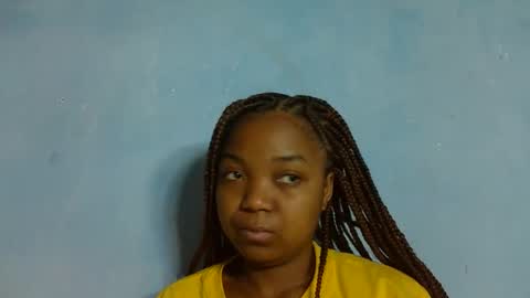 allizida01 online show from 19, 11, 2025