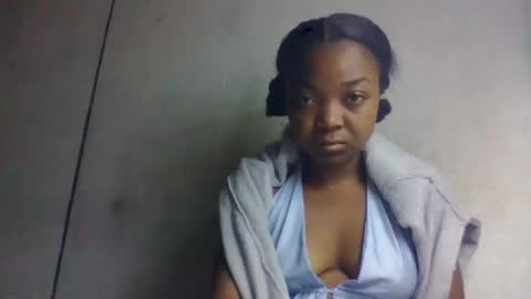 allizida01 online show from 19, 5, 2026