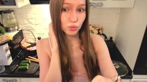 Snapshot of alllura chatting on 23, 3, 2026 Axi online show from 23, 3, 2026