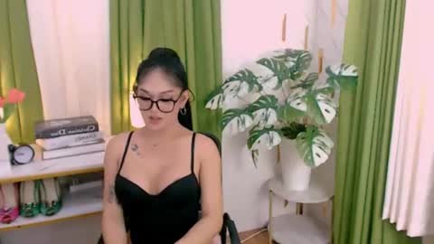 Snapshot of alluring_brianna08 chatting on 17, 7, 2026 Brianna online show from 17, 7, 2026