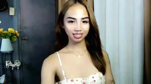 Snapshot of alluring_cesxoxo chatting on 9, 4, 2026 Ces online show from 9, 4, 2026