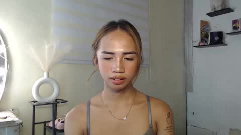 Snapshot of alluring_cesxoxo chatting on 21, 4, 2026 Ces online show from 21, 4, 2026