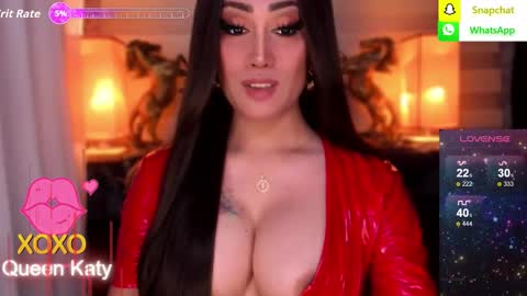 Snapshot of alluring_gemini chatting on 15, 11, 2025 Queen Majesty Katy online show from 15, 11, 2025