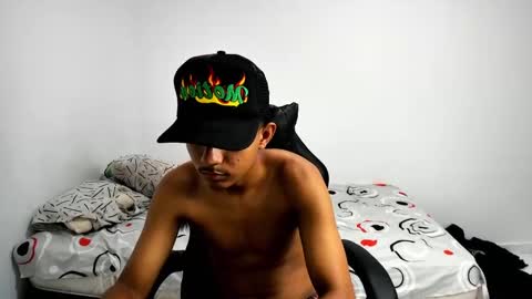 Snapshot of alluringangel0 chatting on 14, 9, 2025 alluringangel0 online show from 14, 9, 2025