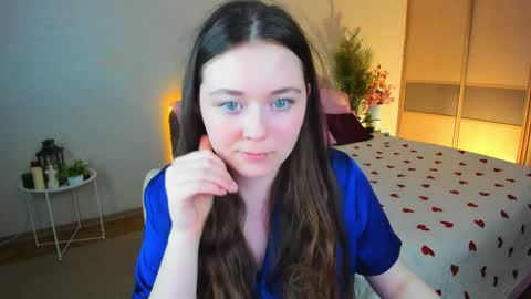 Snapshot of alluringeyess chatting on 14, 5, 2026 alluringeyess online show from 14, 5, 2026
