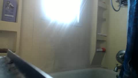 Snapshot of allwolf0323 chatting on 6, 1, 2026 allwolf0323 online show from 6, 1, 2026