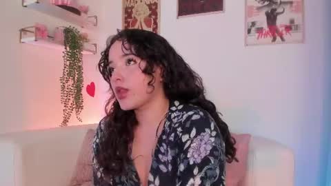 Snapshot of ally_belle chatting on 17, 6, 2026 Ally Belle online show from 17, 6, 2026