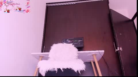 NEW VIDEOS IN MY PROFILE online show from 3, 7, 2026