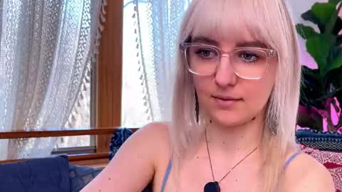 Snapshot of allyelliot chatting on 10, 2, 2026 Ally Elliot online show from 10, 2, 2026