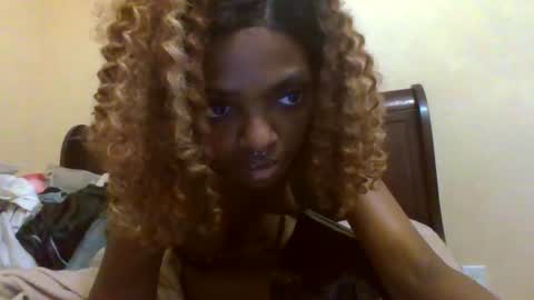 Snapshot of allylicious chatting on 26, 1, 2025 allylicious online show from 26, 1, 2025