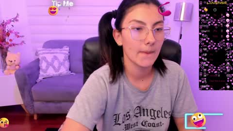 Snapshot of allysonmorgan_ chatting on 4, 12, 2024 allyson online show from 4, 12, 2024