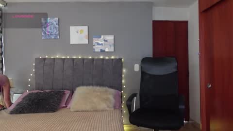 Snapshot of allysonsweett chatting on 24, 3, 2026 ANNA online show from 24, 3, 2026