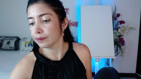 Snapshot of alma_art_ chatting on 5, 7, 2026 alma_art_ online show from 5, 7, 2026