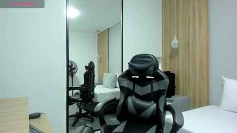 ALMA FENIX  online show from 16, 12, 2025