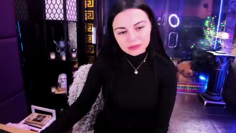 Snapshot of alma_pearl chatting on 8, 6, 2026 Alma online show from 8, 6, 2026